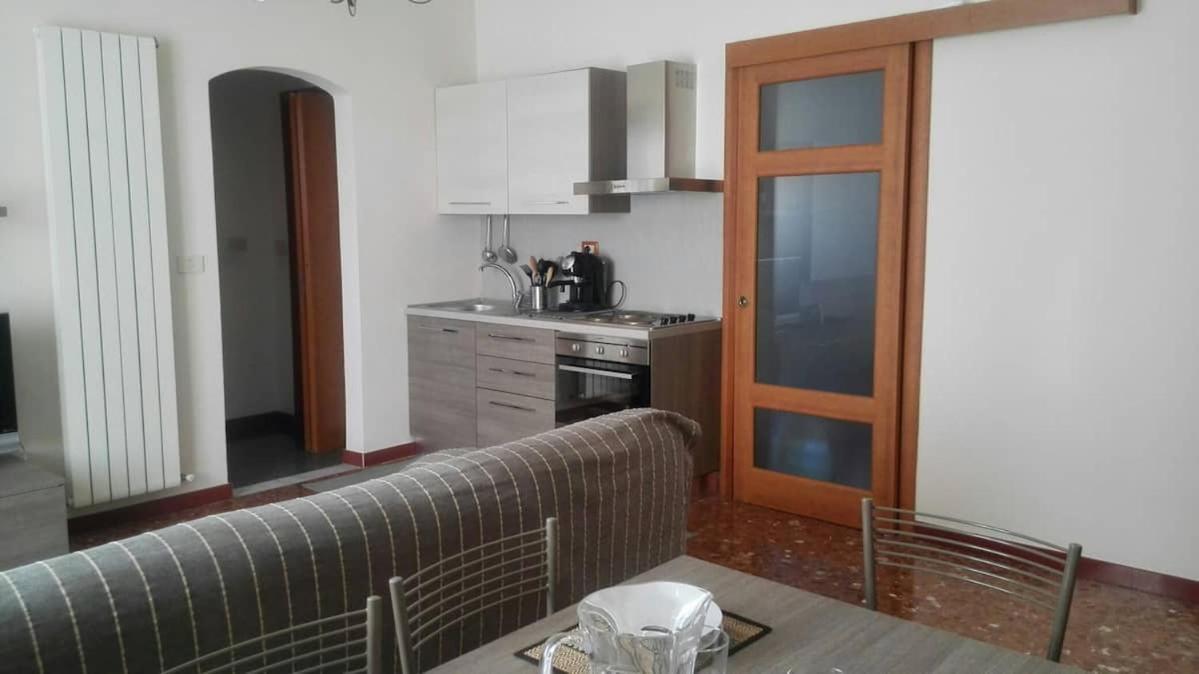 לאווניה La Casa Di Ester מראה חיצוני תמונה